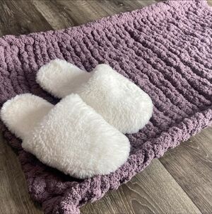 Handmade Hand Crocheted Super Soft Comfy Chunky Rug Mat Dusty Purple